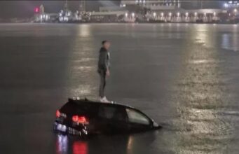 Makina bie në det në portin e Barit, shpëtohet drejtuesi shqiptar