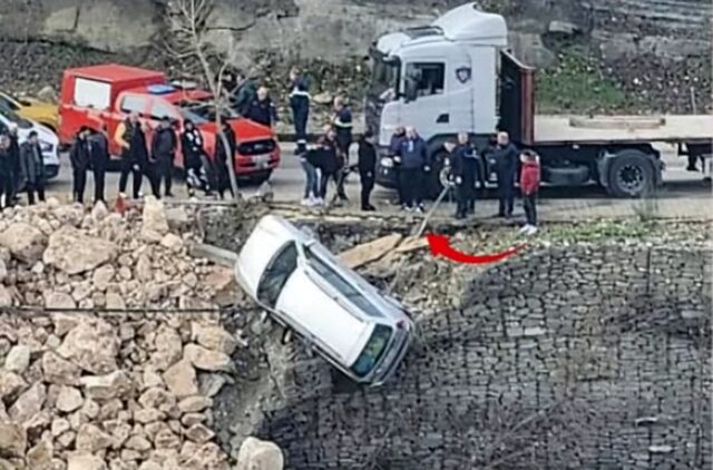 -800-0-1766594740xaksident-967 (1)