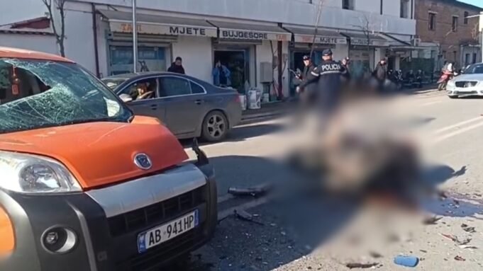 Aksident i rëndë në Lushnjë, 30-vjeçari përplaset nga një makinë! I riu në gjendje kritike për jetën