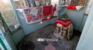 Misteri në Fier, legjenda dhe e vërteta e gurit të “Shën Janit” (Video)