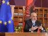 Kryeministri Rama: Transporti për nxënësit dhe mësuesit do të bëhet me mjete “Made in Albania”