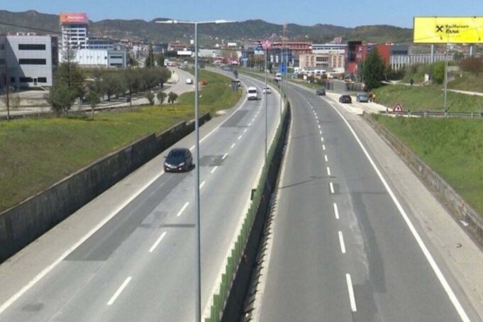 Punimet në Qafë Kashar bllokojnë kalimin drejt Rinasit, ARRSH: Ja rrugët alternative