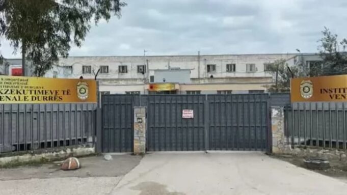 Arratisja e Ndocit/ Transferohen nga burgu i Durrësit drejt Fierit persona me rrezikshmëri të lartë