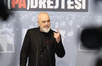 Protesta e opozitës/ Rama: Organizator një plak i lajthitur, solidaritet për policët e lënduar