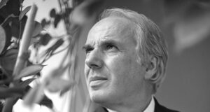 Vendimi i Trump për vizat, Preç Zogaj: Duken sikur hanë qyl, por shqiptarët drobiten me 3 punë në Amerikë