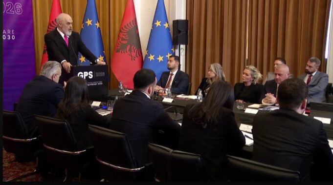 Ndryshime të rëndësishme në qeveri, Koçiu zv/kryeministre