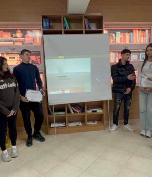 Nxënësit e Gjimnazit Janaq Kilica prezantojnë krijimet e tyre në Festivalin e Shkencave