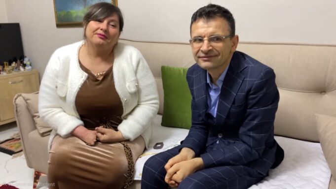Çifti me aftësi ndryshe në Fier feston ‘Shën Valentinin’ e 29-të: Mos shikoni dashurinë materialiste, por atë të vërtetë