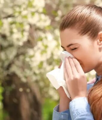 Alergjitë e pranverës po rikthehen! Si të parandaloni simptomat dhe të shijoni stinën