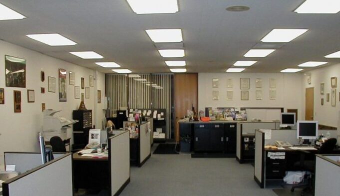 Administrata publike arrin mbi 185 mijë punonjës, rekord në 23 vite