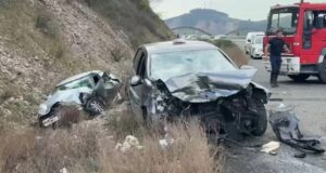 Aksident i rëndë në Rrugën e Kombit, 4 të lënduar