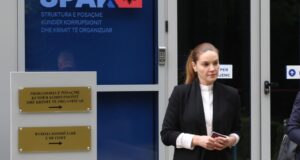 Masë më e lehtë sigurie për Ajola Xoxën, GJKKO pranon kërkesën – ja arsyet