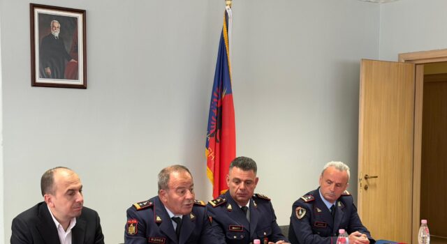 Fier, prezantohet drejtori i ri i Policisë