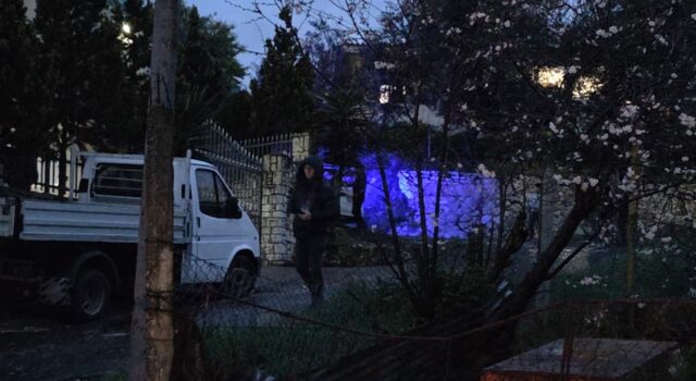 E rëndë në Fier, gjendet i pajetë 40 vjeçari