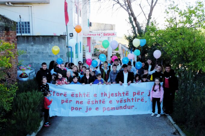 Fier, Dita Botërore e Autizmit, shtohen rastet në qendrën e Fëmijëve me Aftësi ndryshe “Horizont”