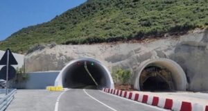 Brenda muajit nis aplikimi i tarifave në Tunelin e Llogarasë! Pagesa nga 100 deri në 5000 lekë