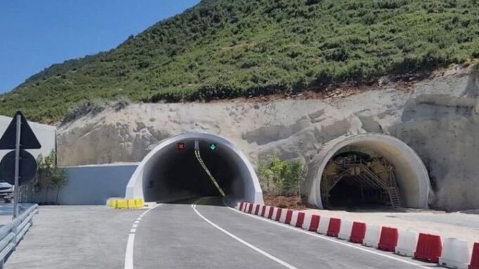 Brenda muajit nis aplikimi i tarifave në Tunelin e Llogarasë! Pagesa nga 100 deri në 5000 lekë