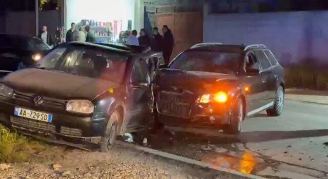 Fier, nuk i ndaloi policisë, aksidentohet gjatë tentativës për t’u larguar