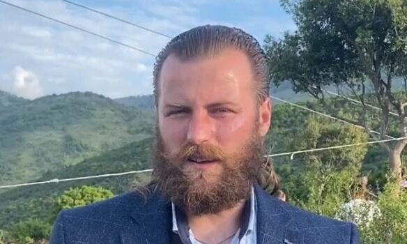 Vrasja me armë zjarri në Balldren të Lezhës/ Policia jep detaje: Kreshnik Mujeci dhe bashkëshortja e tij 32-vjeçare viktimat e atentatit.