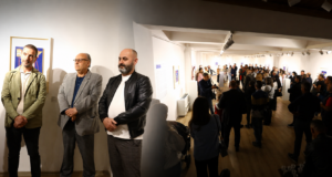 Dy artistët fierakë çelin ekspozitën “Aether” në Galerinë e Arteve