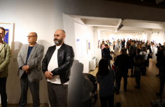 Dy artistët fierakë çelin ekspozitën “Aether” në Galerinë e Arteve