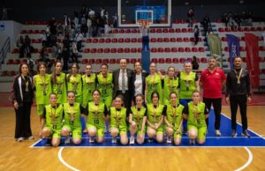 Shkolla “Andon Xoxa” shpallet nënkampione e Shqipërisë në basketboll