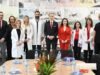 Ambasadori turk për Spitalin Rajonal Memorial në Fier: Është një simbol i plotë i miqësisë Turqi-Shqipëri