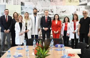Ambasadori turk për Spitalin Rajonal Memorial në Fier: Është një simbol i plotë i miqësisë Turqi-Shqipëri