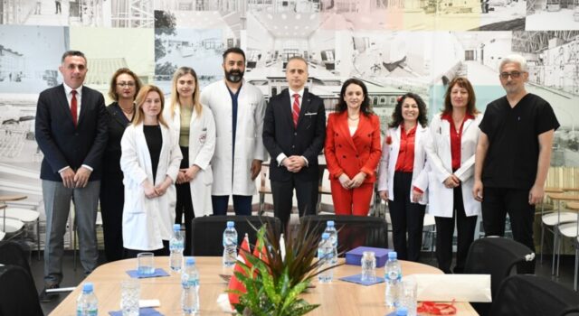 Ambasadori turk për Spitalin Rajonal Memorial në Fier: Është një simbol i plotë i miqësisë Turqi-Shqipëri