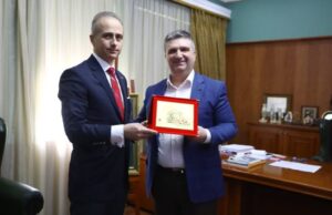 Subashi pret në takim ambasadorin e Turqisë: Fokusi te rritja e investimeve dhe Spitali Memorial