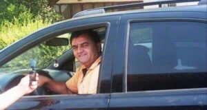 17 vjet nga ndarja nga jeta e deputetit Fatmir Xhindi, i biri bën dedikimin prekës