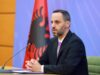 Dhuna ndaj protestuesit në Zvërnec, ministri Lamallari: Sjellje e papranueshme dhe skandaloze e rojeve private! Të hetohet dhe kompania e tyre
