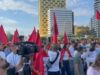 “Rama në burg, Berisha në burg”- Nis protesta për Zvërnecin, qytetarët i përgjigjen Ramës: Pa dorëheqje, s’ka dialog!