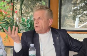 Vladimir Muçaj rizgjidhet në krye të Unionit të Gazetarëve Shqiptarë për Qarkun Fier
