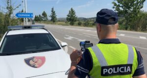 Policia Rrugore e Fierit ngre alarmin: Shpejtësia dhe dehja mbeten problemet kryesore. 11 mijë gjoba vetëm gjatë muajit maj