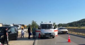 Humb jetën 34-vjeçari në Vajkan, del nga rruga me motor në autostradën Fier–Lushnjë