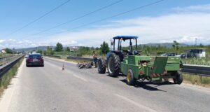 Aksident në autostradën Lushnjë-Fier, plagoset çifti i bashkëshortëve