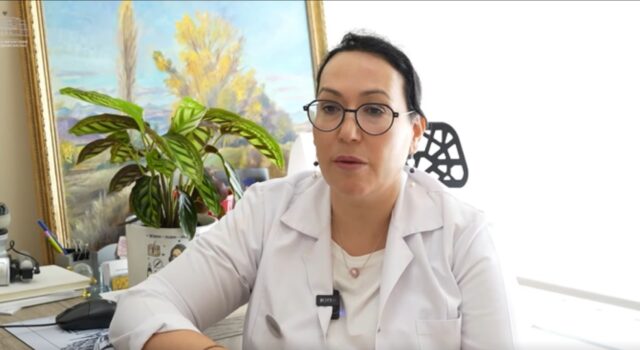 Dermatologia: Mbroni lëkurën nga rrezatimi diellor gjatë sezonit veror