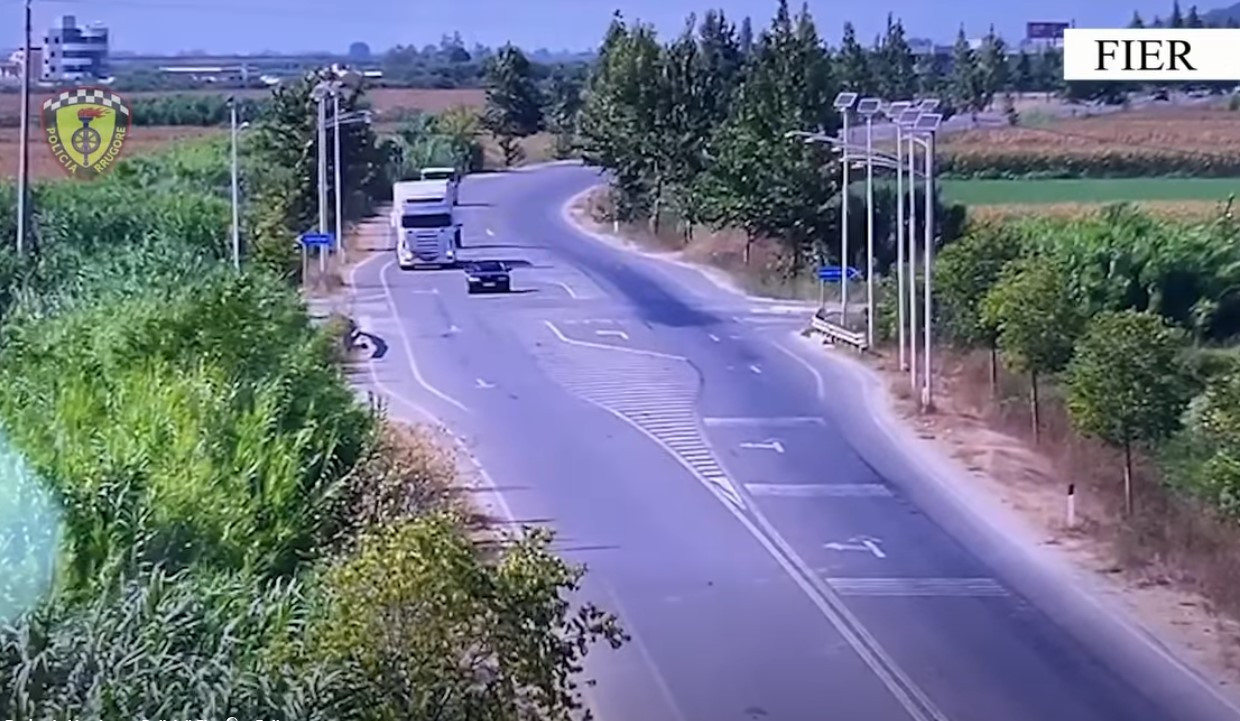 Policia Rrugore në Fier monitorim me pajisje inteligjente, gjobiten 1076 shoferë