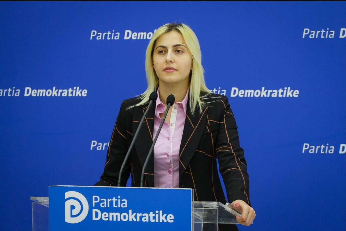 Platforma ‘Pasqyrë Albania’, Zhupa-Ramës: Nëse do realisht të dëgjosh qytetarët, jep dorëheqjen!
