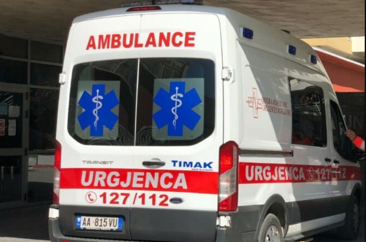LAJM I FUNDIT/ Bien në kontakt me energjinë elektrike teksa po punonin, vdesin dy punonjës të bashkisë Tropojë