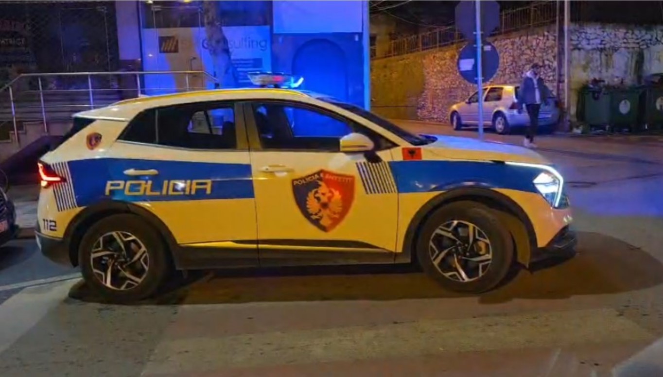 Arrestohet ish-kreu i Kadastrës së Fierit dhe një biznesmen ndërtimi, dyshohet se falsifikuan dokumentet e pronësisë në Seman në 2024-ën