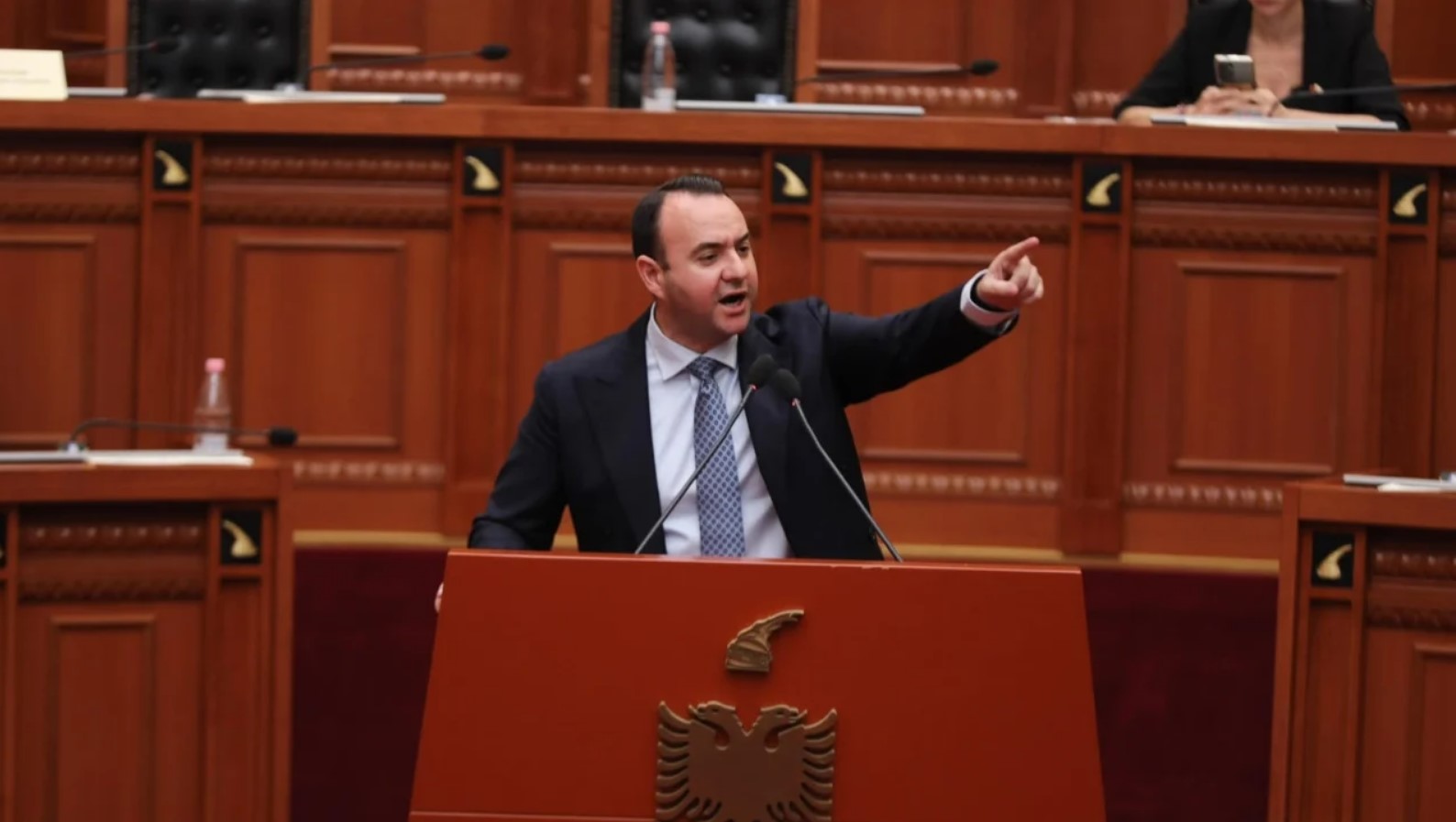“Vlora Hyseni dhe Ergys Agasi, pupacët e Edi Ramës?”/ Balliu: Përgjegjësi është një dhe vetëm një: Edi Rama
