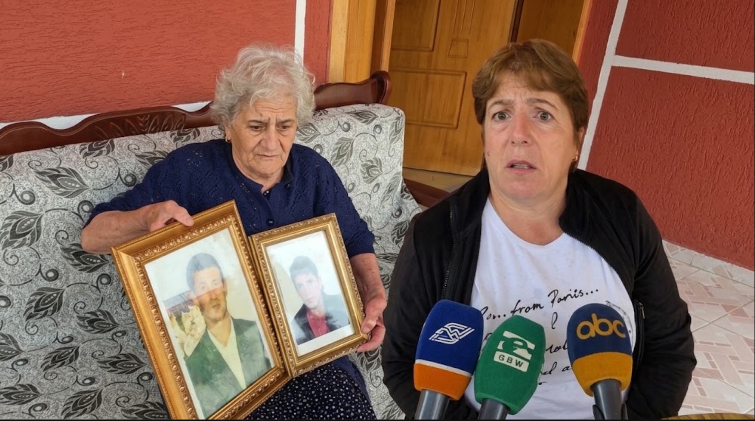 Shuarja e dënimit për vrasësin e dy vëllezërve në Patos, familja Banaj kërkon drejtësi: Na vranë për herë të dytë, as nuk na thirrën në gjyq